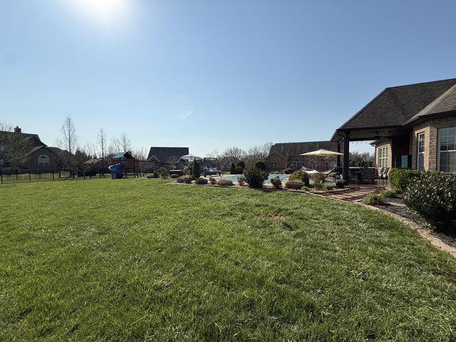 3105 Randle Brothers Ln, Clarksville, TN 37043