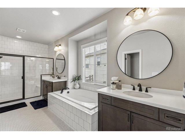 6584 S Quantock Ct, Aurora, CO 80016