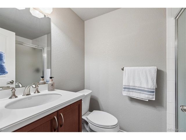 6584 S Quantock Ct, Aurora, CO 80016