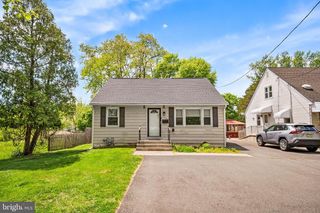 1103 PARKWAY AVE, Ewing, NJ 08628