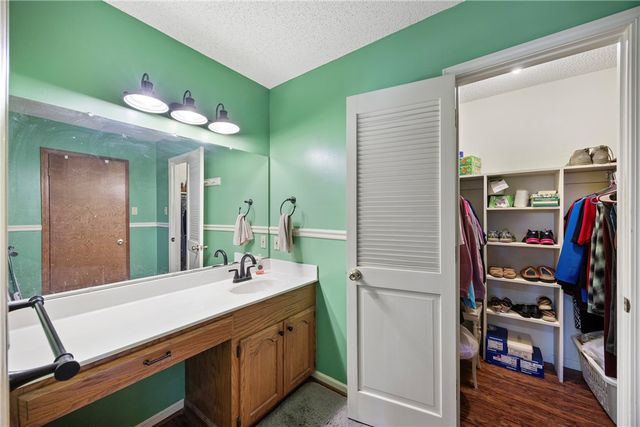 41 McKennon Road, Morrilton, AR 72110