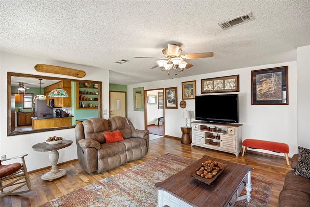 41 McKennon Road, Morrilton, AR 72110