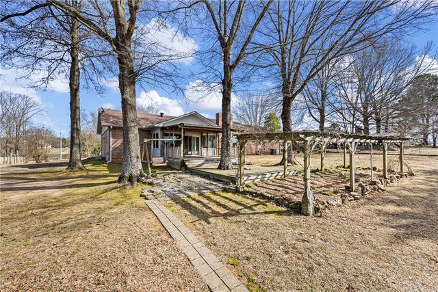 41 McKennon Road, Morrilton, AR 72110