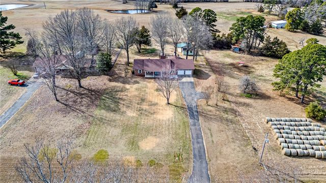 41 McKennon Road, Morrilton, AR 72110