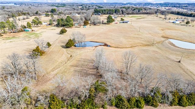 41 McKennon Road, Morrilton, AR 72110