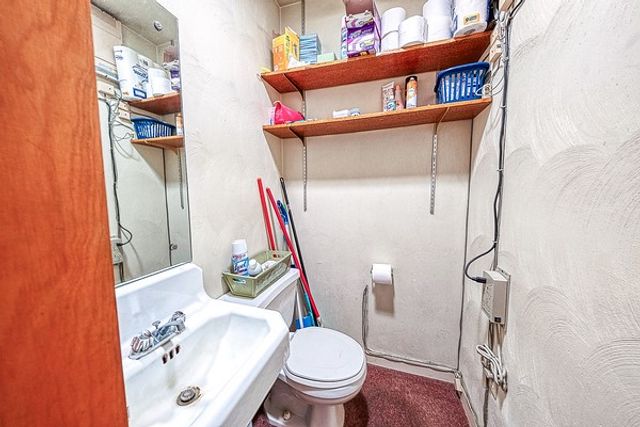 1705 Pittsburgh St, Cheswick, PA 15024