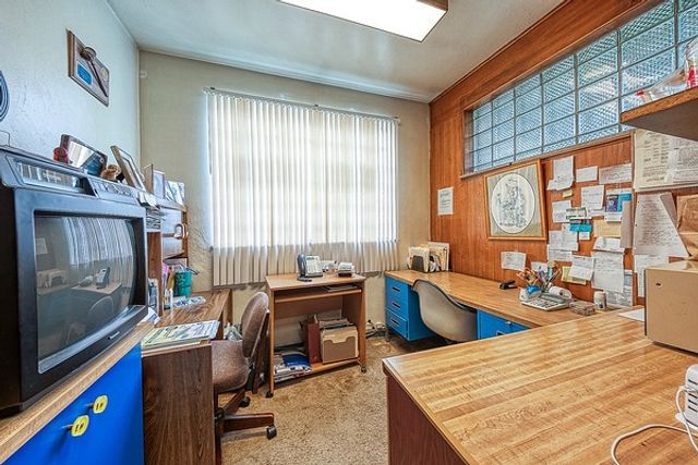 1705 Pittsburgh St, Cheswick, PA 15024