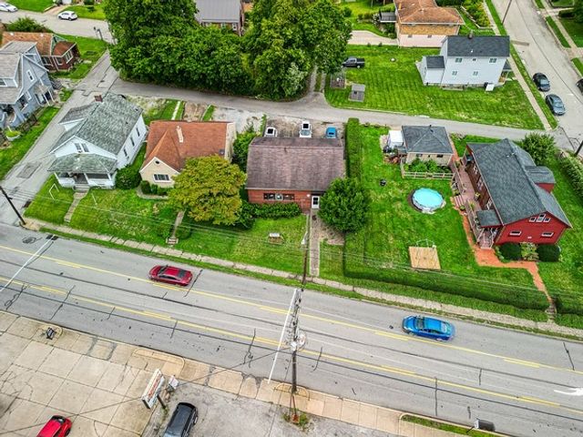 1705 Pittsburgh St, Cheswick, PA 15024