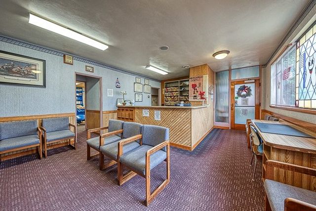 1705 Pittsburgh St, Cheswick, PA 15024