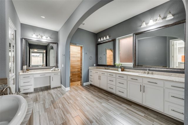 3713 Adelaide, The Colony, TX 75056