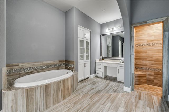 3713 Adelaide, The Colony, TX 75056