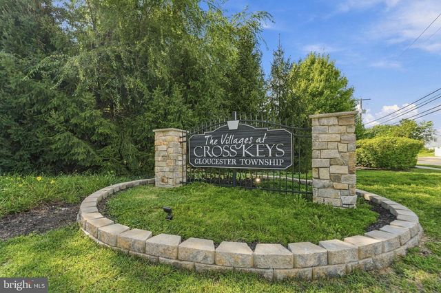 175 VILLAGE GREEN LN, Sicklerville, NJ 08081
