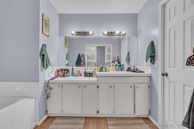 2517 Westwood, Ardmore, OK 73401
