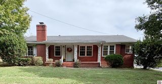 414 S Moore St, Marion, KY 42064