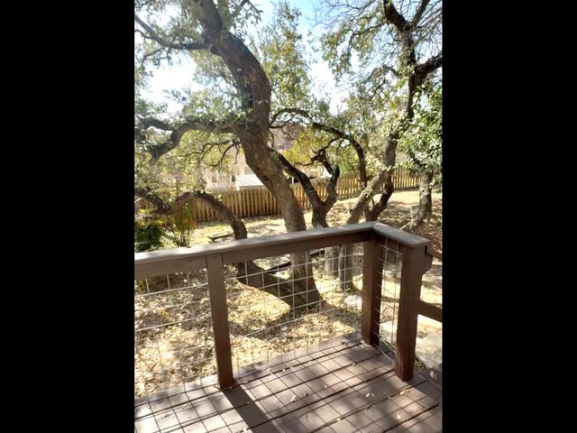 15205 Cavalier Canyon DR B, Lakeway, TX 78734