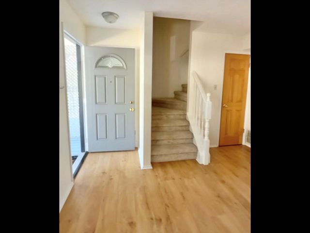 15205 Cavalier Canyon DR B, Lakeway, TX 78734