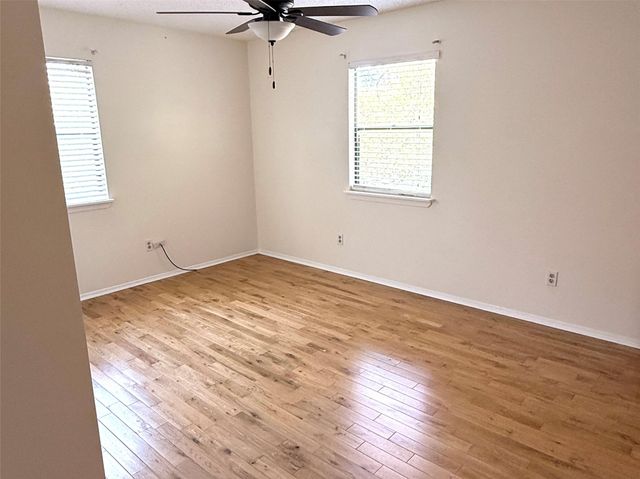 15205 Cavalier Canyon DR B, Lakeway, TX 78734