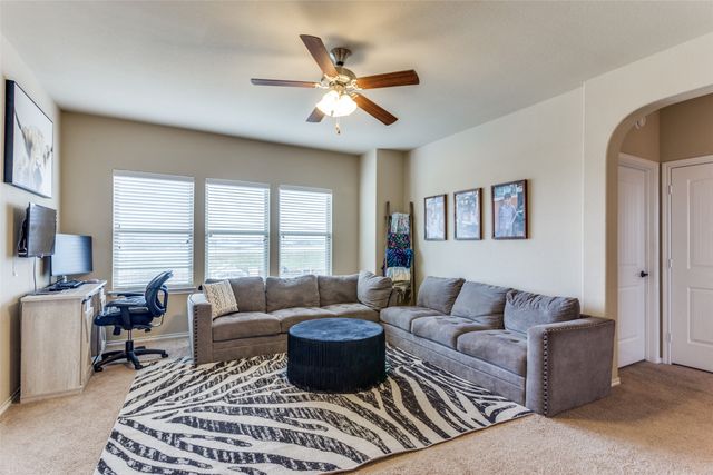 10948 Abbeyglen Court, Fort Worth, TX 76052