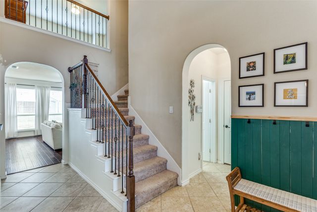 10948 Abbeyglen Court, Fort Worth, TX 76052