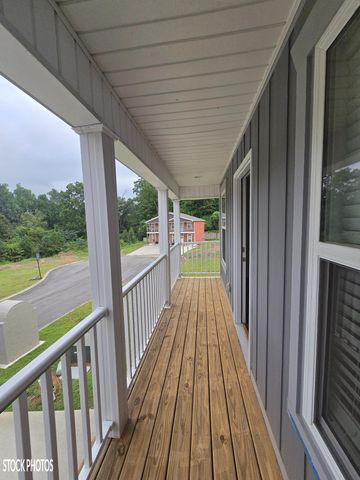 122 & 124 Courtland Crest Drive SW, Cleveland, TN 37311