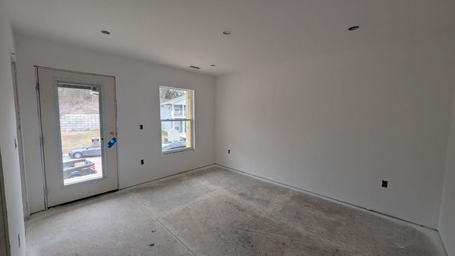 122 & 124 Courtland Crest Drive SW, Cleveland, TN 37311