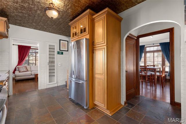 7601 Gannon Avenue, University City, MO 63130