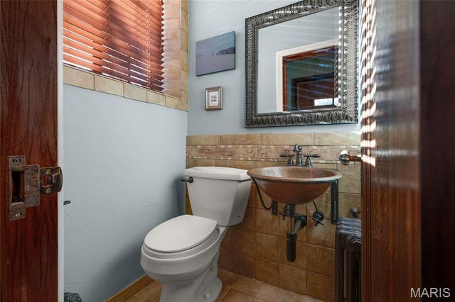 7601 Gannon Avenue, University City, MO 63130