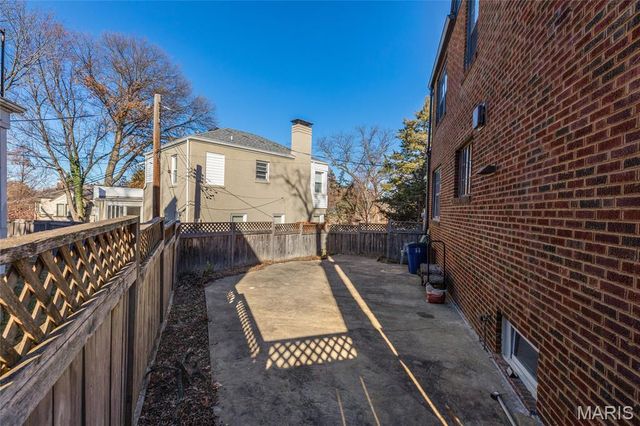 7601 Gannon Avenue, University City, MO 63130