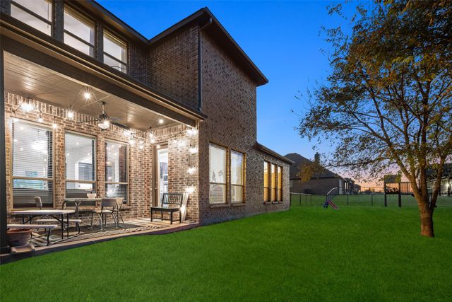 191 Daniel Drive, Van Alstyne, TX 75495