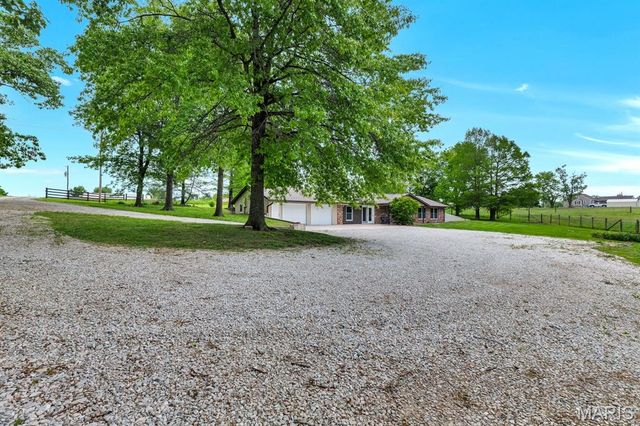 2428 E Highway 47, Winfield, MO 63389