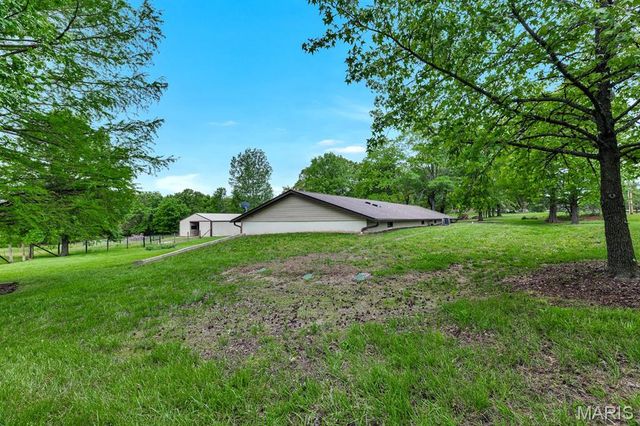 2428 E Highway 47, Winfield, MO 63389