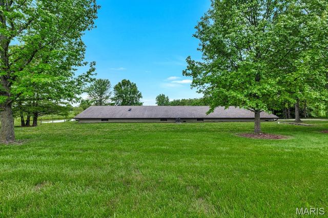 2428 E Highway 47, Winfield, MO 63389