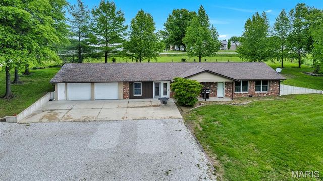 2428 E Highway 47, Winfield, MO 63389