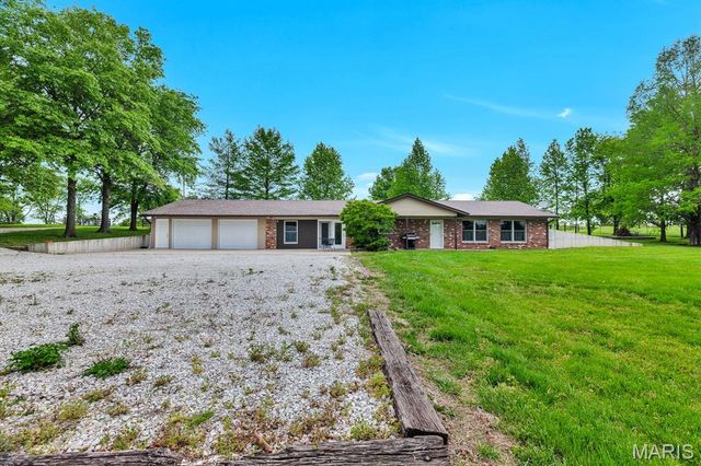 2428 E Highway 47, Winfield, MO 63389