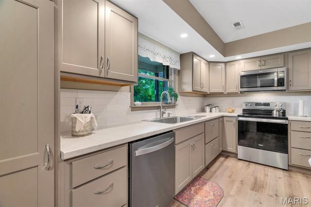 2428 E Highway 47, Winfield, MO 63389