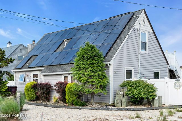 91 S Ronald Avenue S, Bayville, NJ 08721