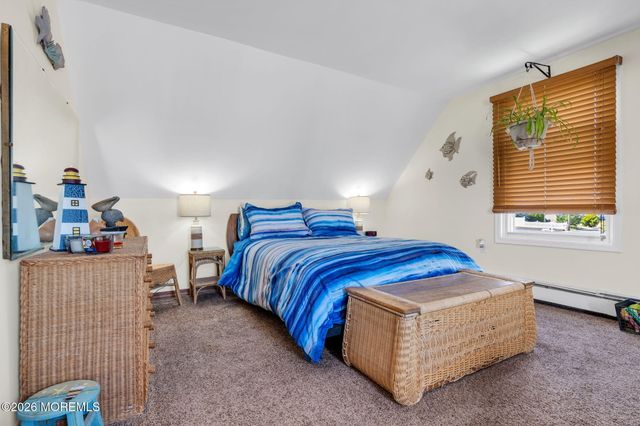 91 S Ronald Avenue S, Bayville, NJ 08721