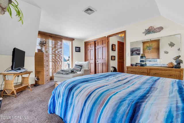 91 S Ronald Avenue S, Bayville, NJ 08721