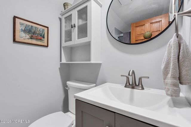 91 S Ronald Avenue S, Bayville, NJ 08721