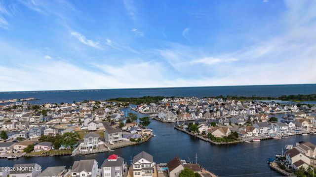 91 S Ronald Avenue S, Bayville, NJ 08721