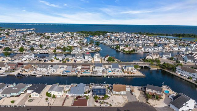 91 S Ronald Avenue S, Bayville, NJ 08721
