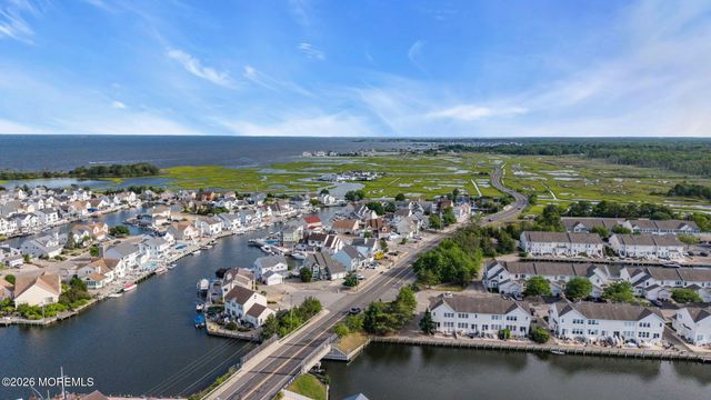 91 S Ronald Avenue S, Bayville, NJ 08721