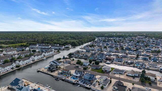91 S Ronald Avenue S, Bayville, NJ 08721