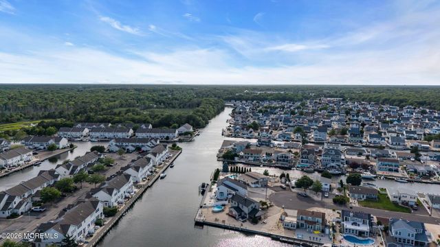 91 S Ronald Avenue S, Bayville, NJ 08721