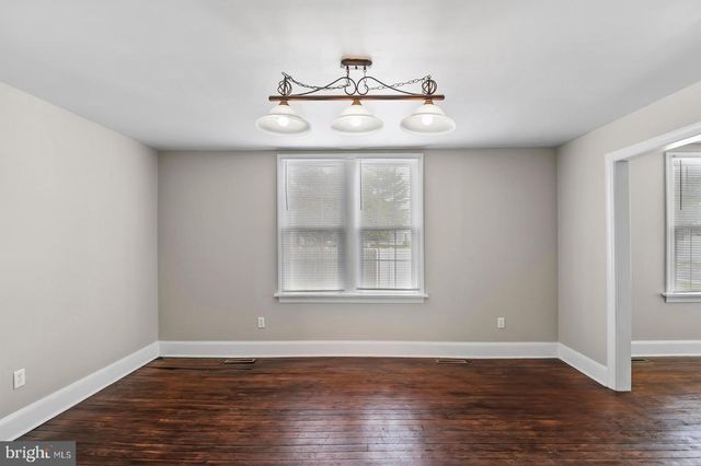 107 W HIGH ST, Felton, DE 19943