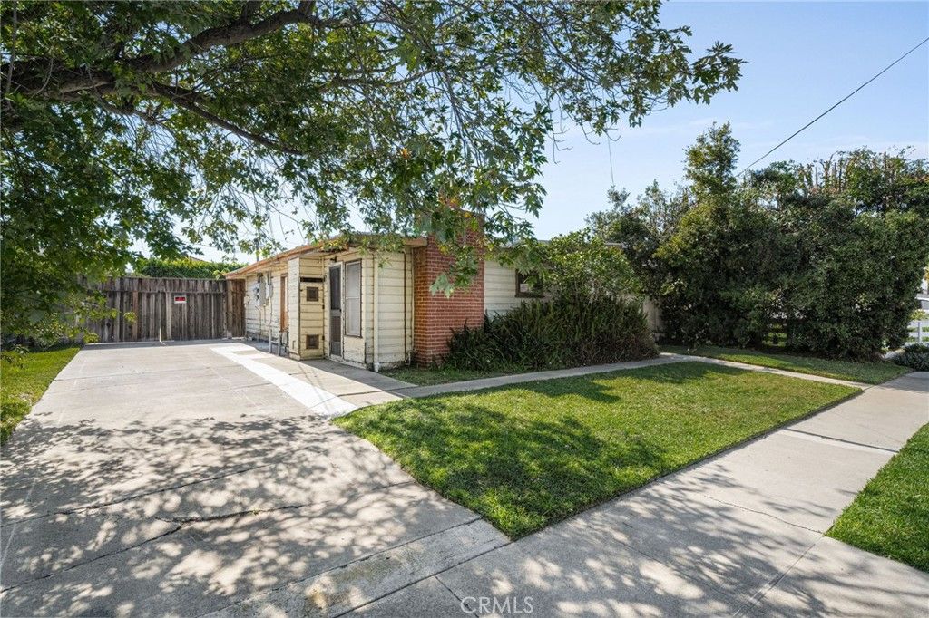 263 E 21st, Costa Mesa, CA 92627