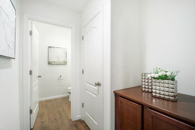 61 Montecito Vista Drive 6, San Jose, CA 95111