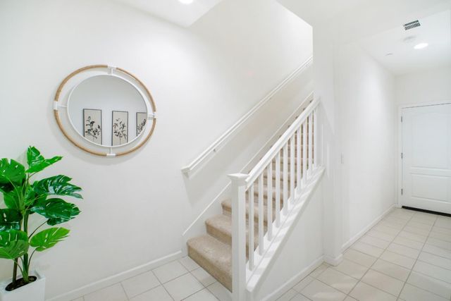 61 Montecito Vista Drive 6, San Jose, CA 95111