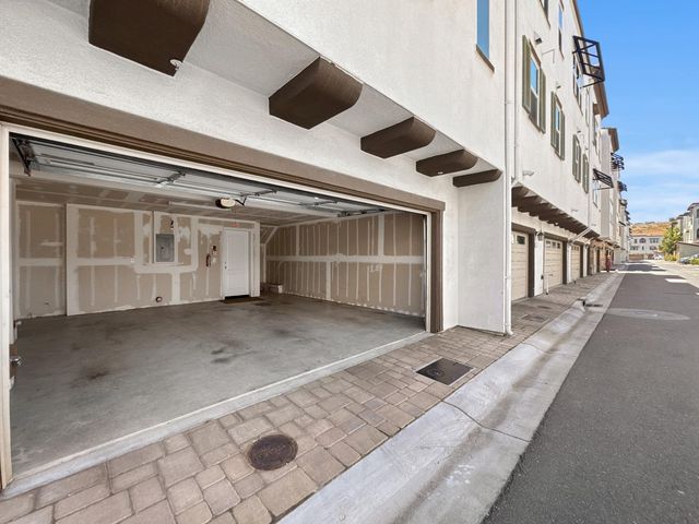 61 Montecito Vista Drive 6, San Jose, CA 95111