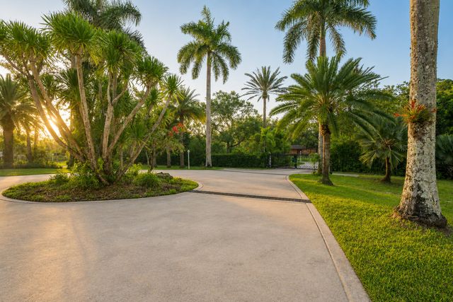 6911 NW 84th Avenue, Parkland, FL 33067